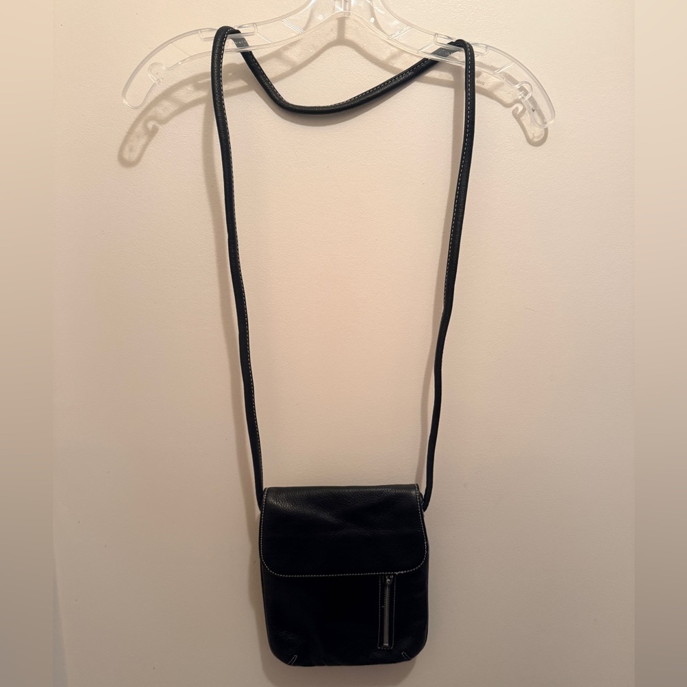 Tignanello Black Pebbled Leather Crossbody Small Purse Bag